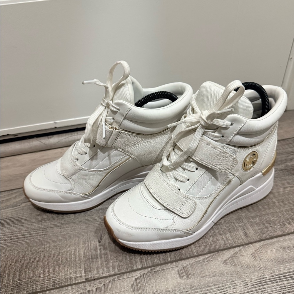 Michael Kors Women's White High-Top Sneakers - 7.5 - Picture 1 of 7